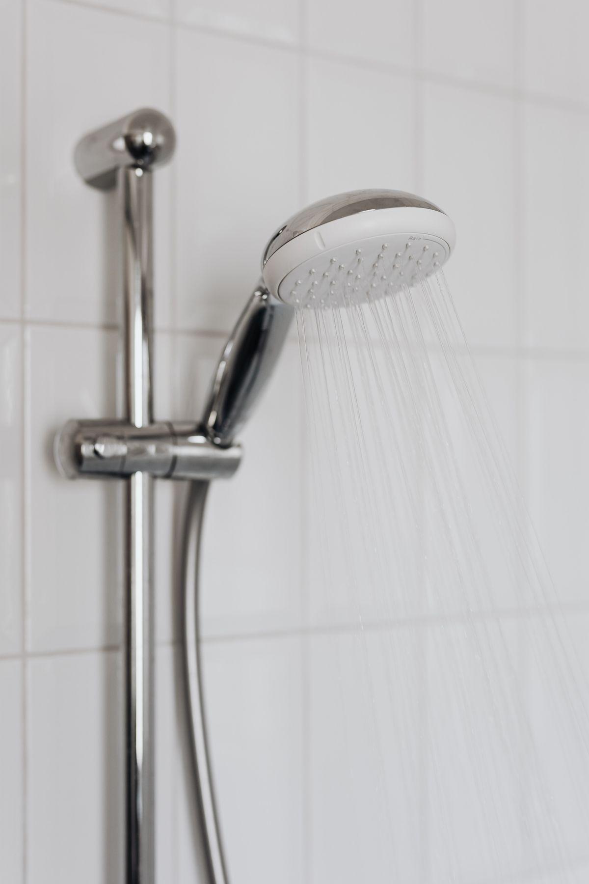 BATHROOM & KITCHEN PLUMBING